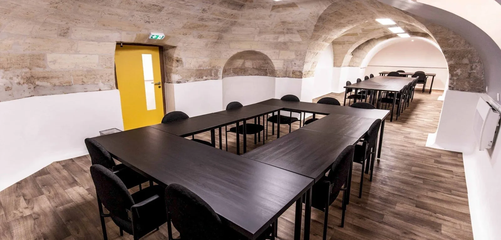 Buro Connexion, Salle de réunion 14 personnes, Bordeaux