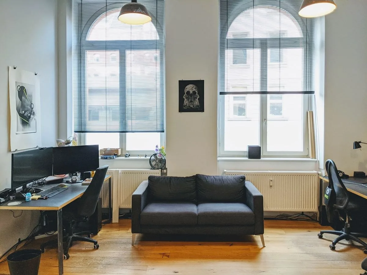 Büro Feuerwache, Privatbüro mit 2 Arbeitsplätzen, Mainz