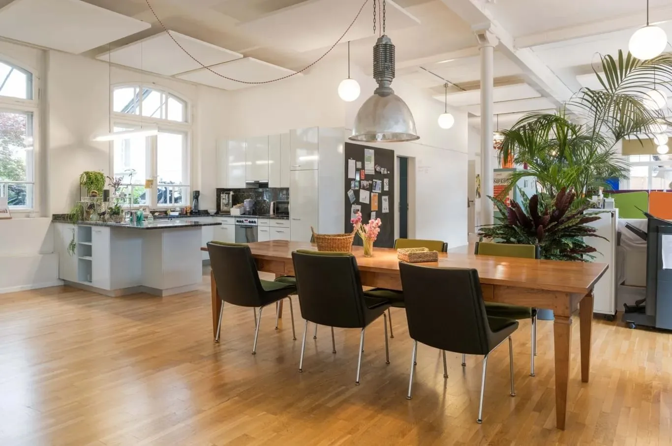 Büro Lokal, Kitchen, Wil