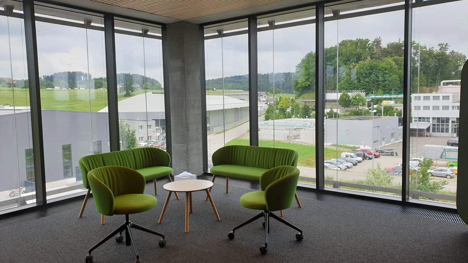 BüroMitenand, Lounge, Wil