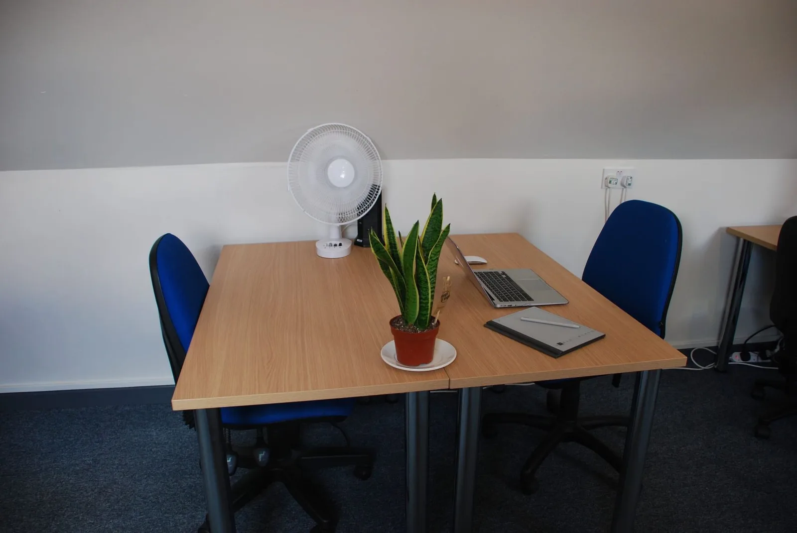 Business Revolution, Bureau privatif 2 postes, Norwich