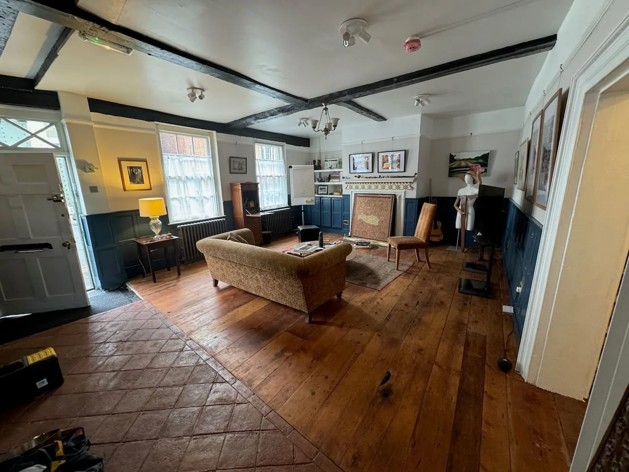 Castle Studios, Espace détente, Reading