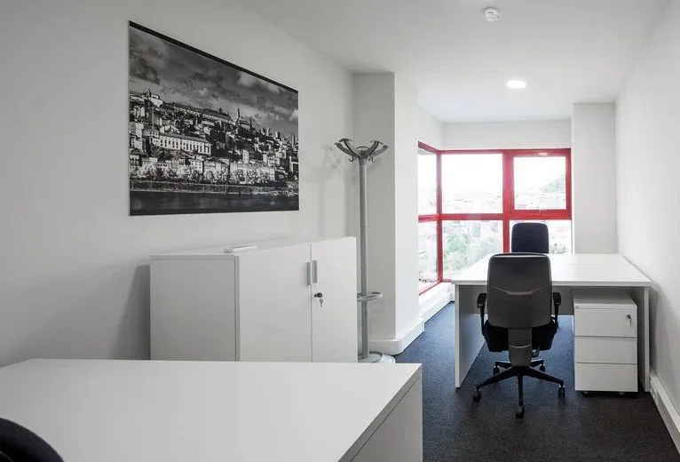 Center2Work, Bureau privatif 3 postes, Porto