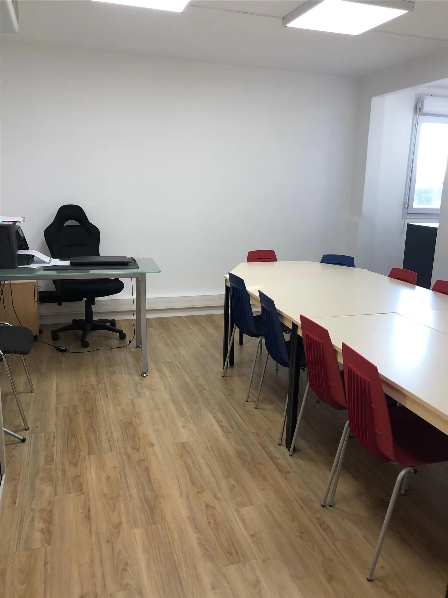 Centre d'affaires Economis, Meeting room for 8 people, Avignon