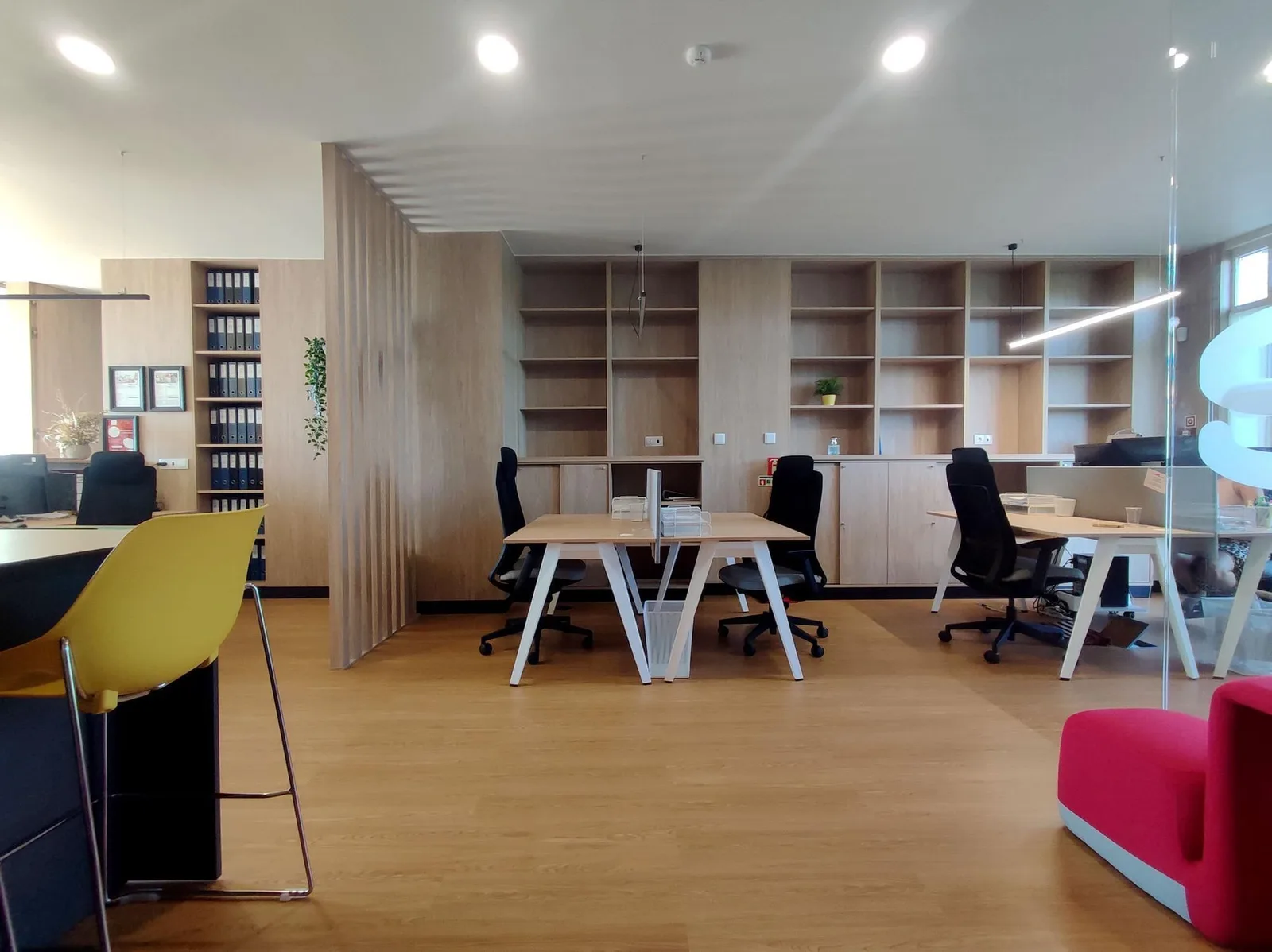 Centro de Competências Empresariais, Espacio diáfano, Lavra