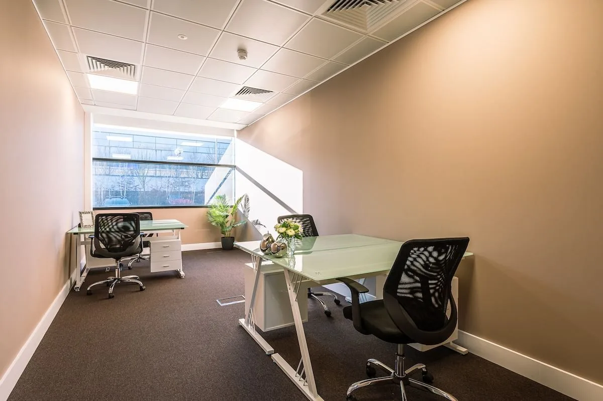 Century Offices Limited, Bureau privatif 4 postes, Leeds