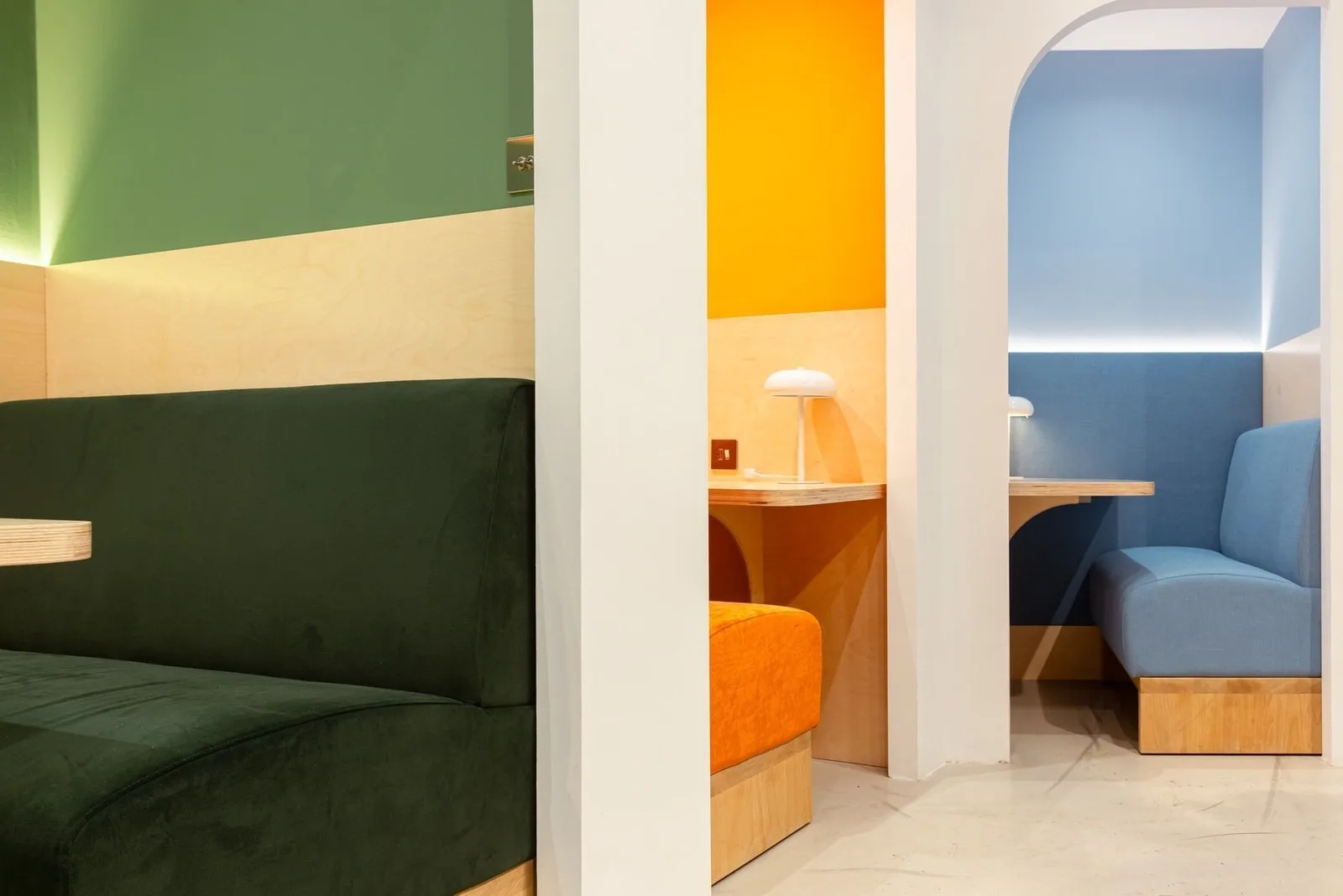 Chadwick - Wellington House W2 Business Centre - Cardiff, Phone booth, Wales