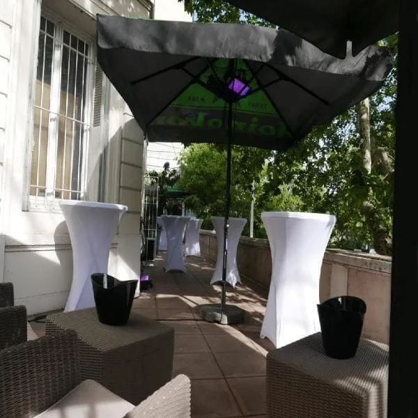 Château Croix Rouge, Terrasse et espace extérieur, Toulon