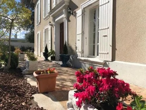 Château Croix Rouge, Terrasse und Außenbereich, Toulon