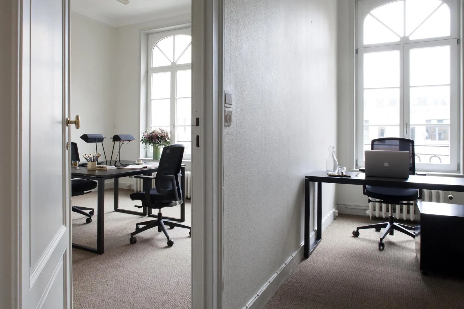 ChesterandFields, Privékantoor met 3 werkplekken, Etterbeek