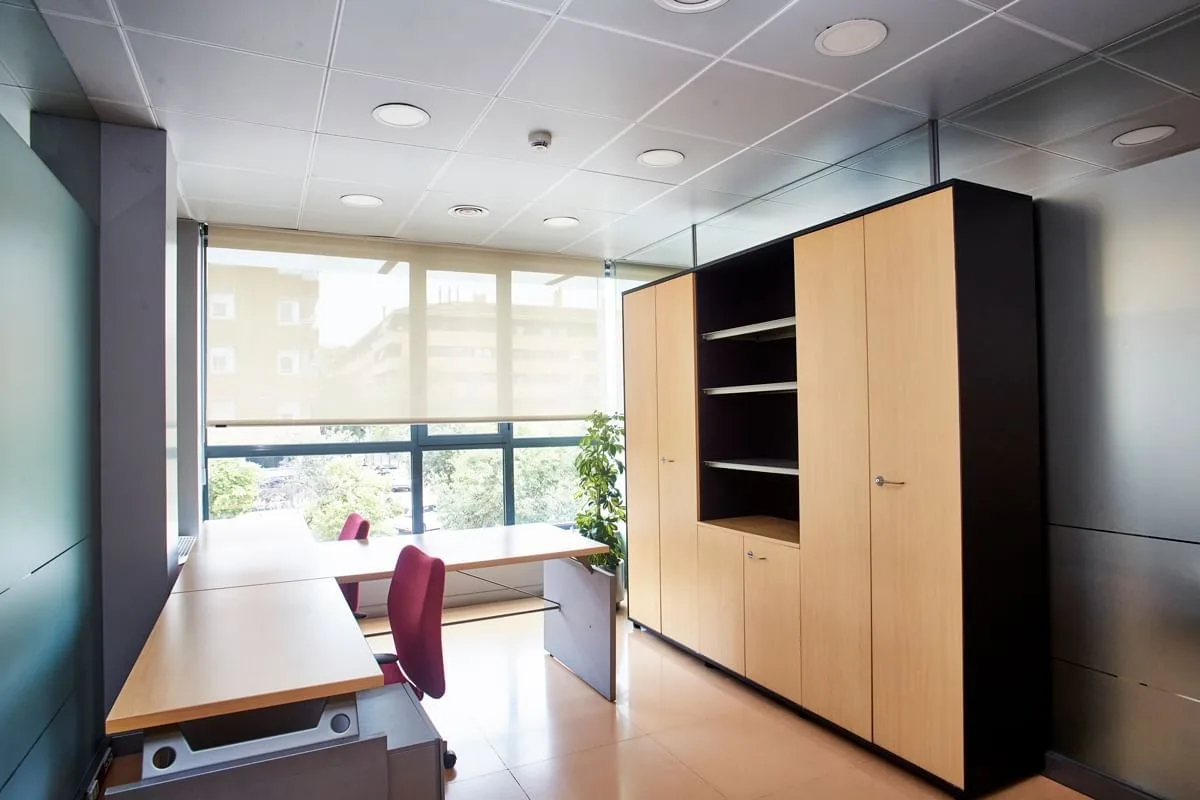 Cinc Girona, Private office, 2 desks, Gérone