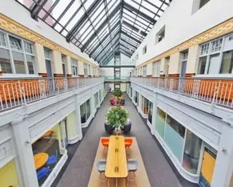 Clarence Arcade, Espace commun, Ashton-under-Lyne