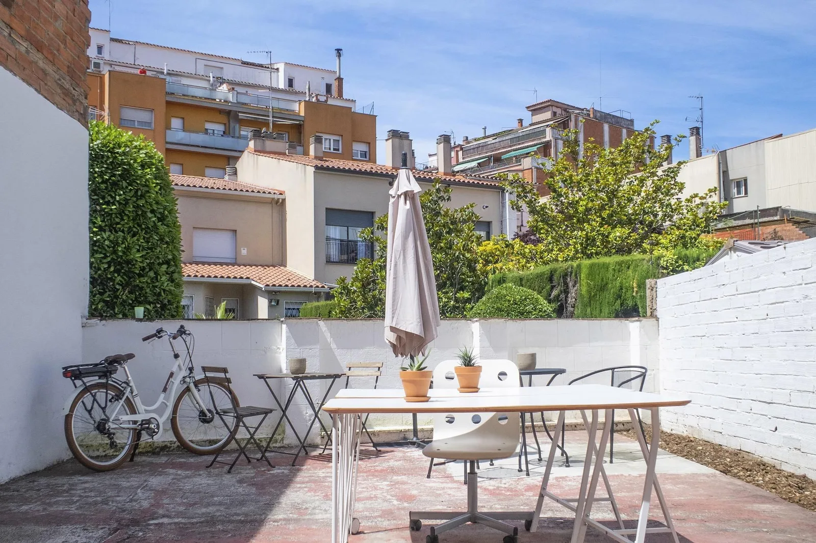 La Cleda, Terraço e espaço exterior, Sant Cugat del Vallès