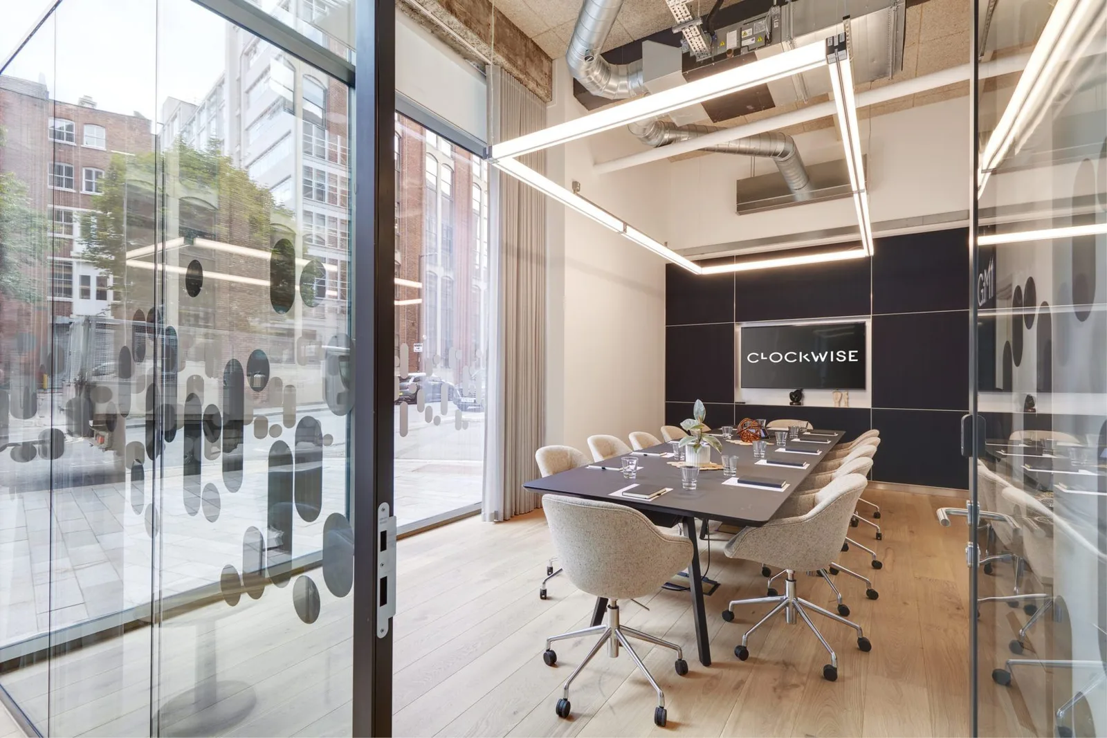 Clockwise Linley House, Manchester, Meeting room for 12 people, Manchester