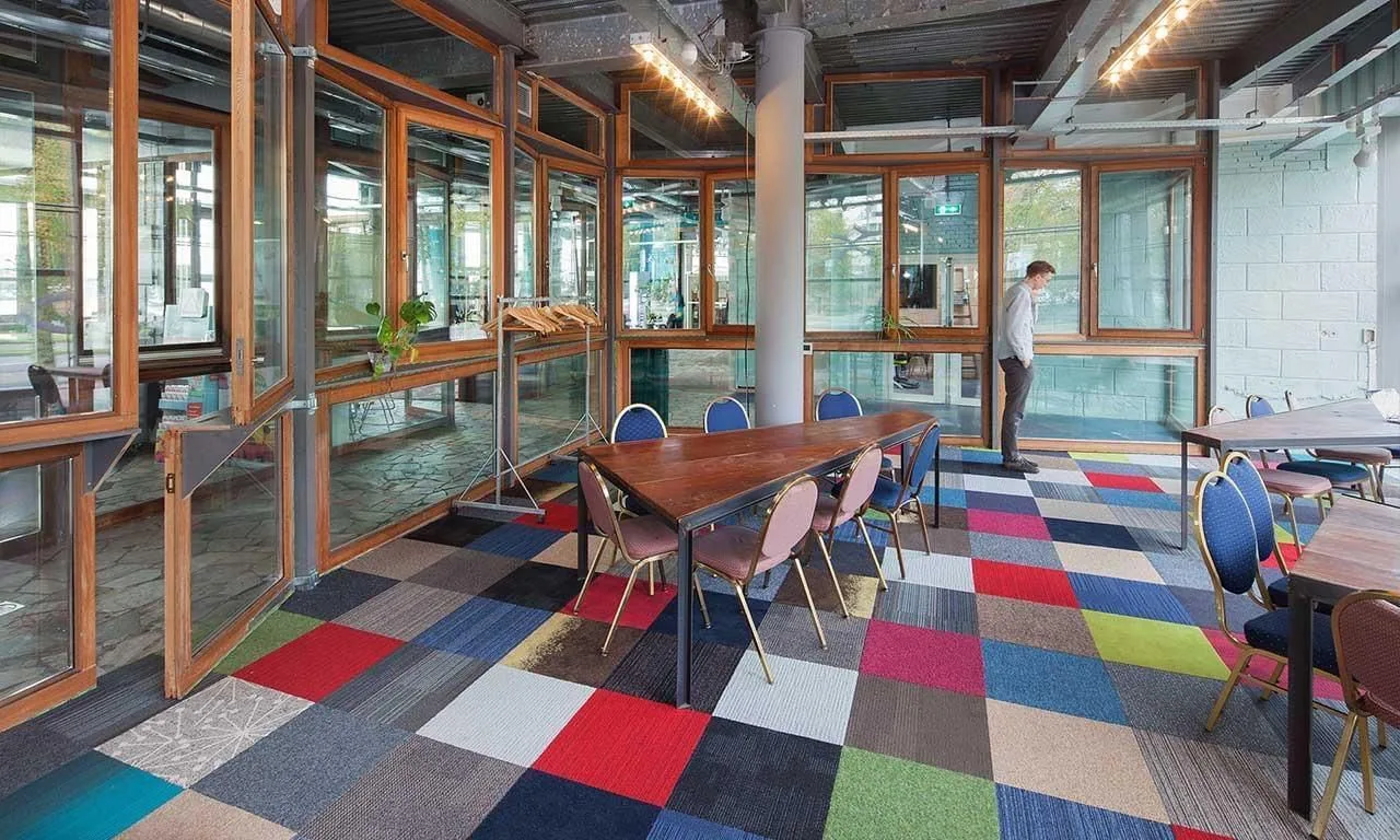 Co-Office Rotterdam Schiekade, Meeting room for 8 people, Rotterdam