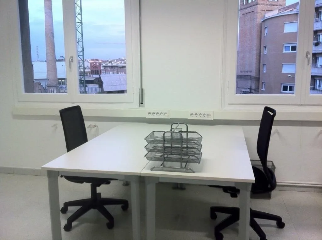 Co21 Espai Coworking, Despacho privado con 2 puestos, Manresa