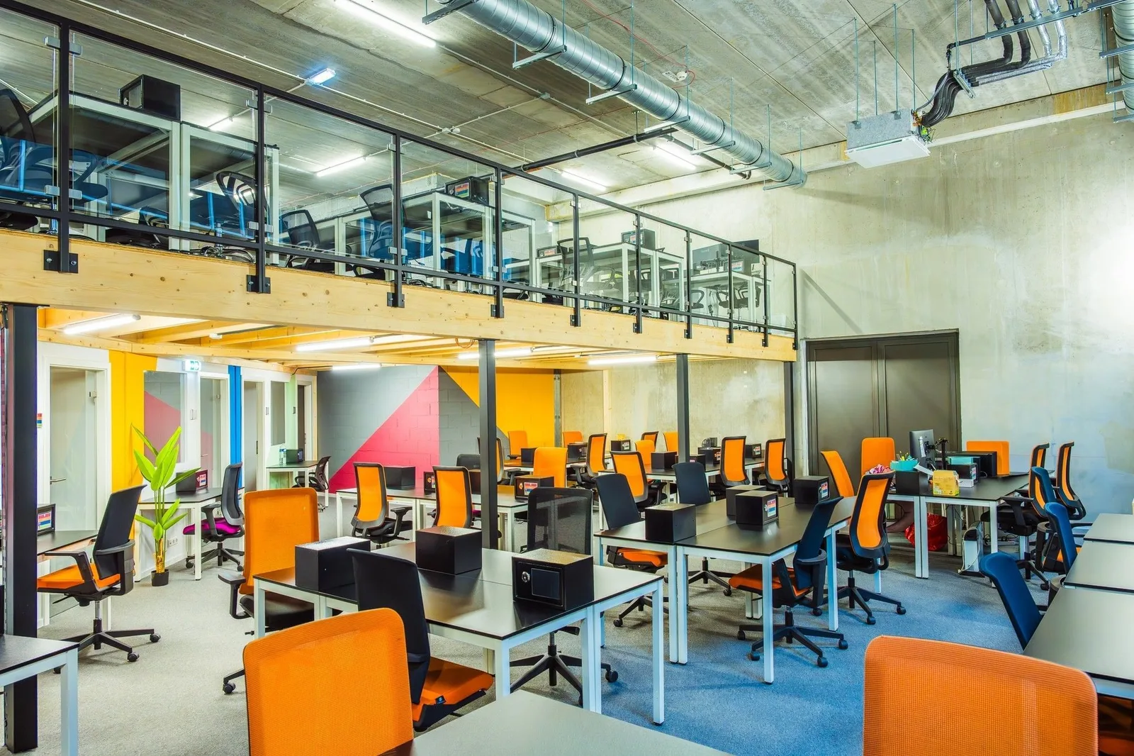 Colors Business Center - Differdange, Open-plan office, Differdange