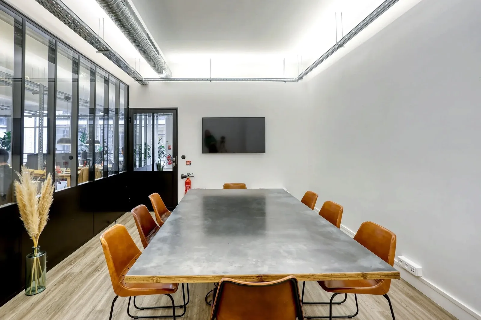 Come And Work Le Grand Jeûneurs, Meeting room for 8 people, Paris 2e