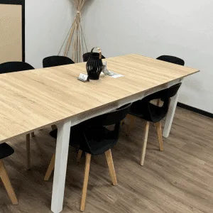 Community Work, Meeting room for 8 people, Roanne