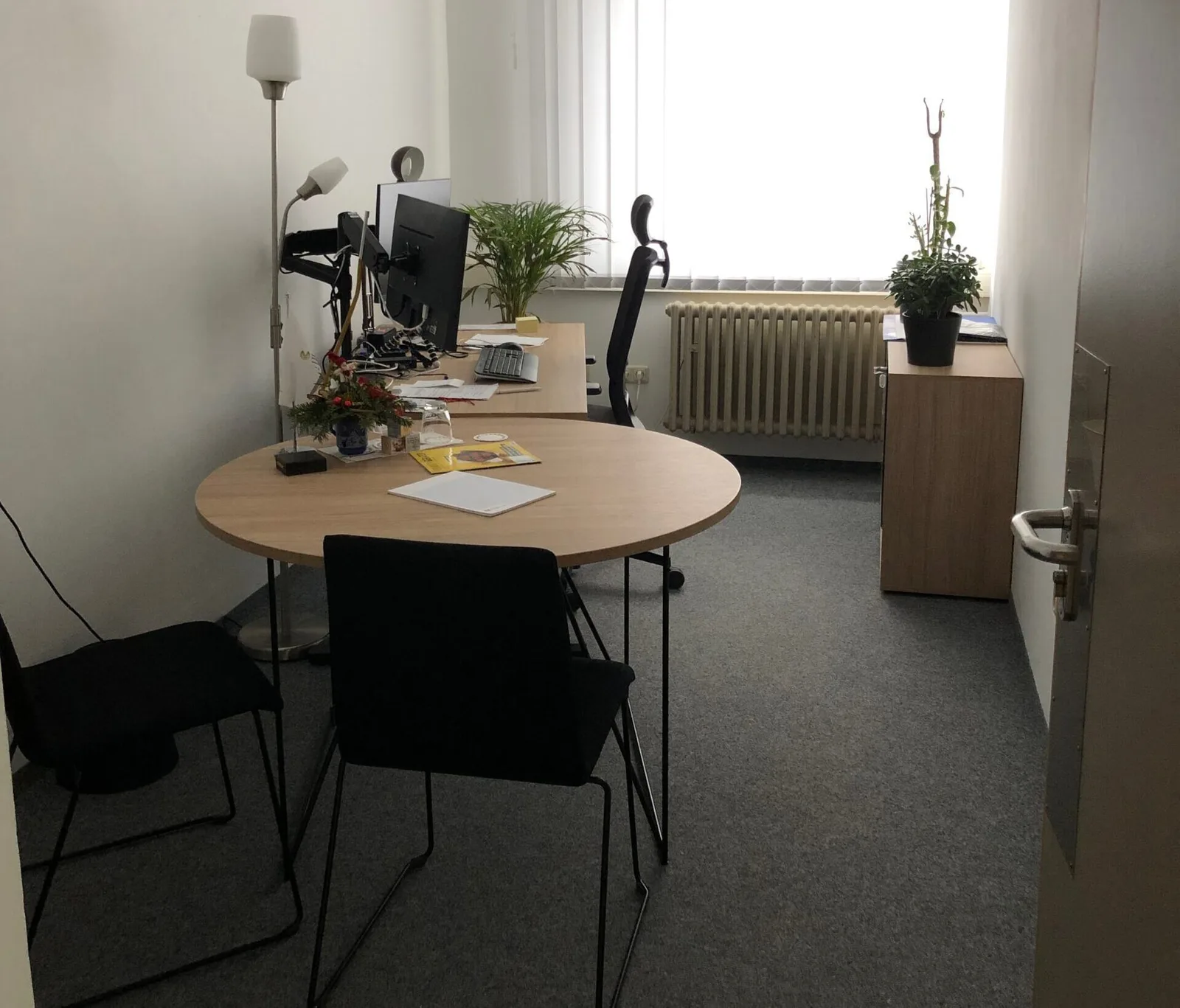 Die compagnie, Private office, 2 desks, Ebern