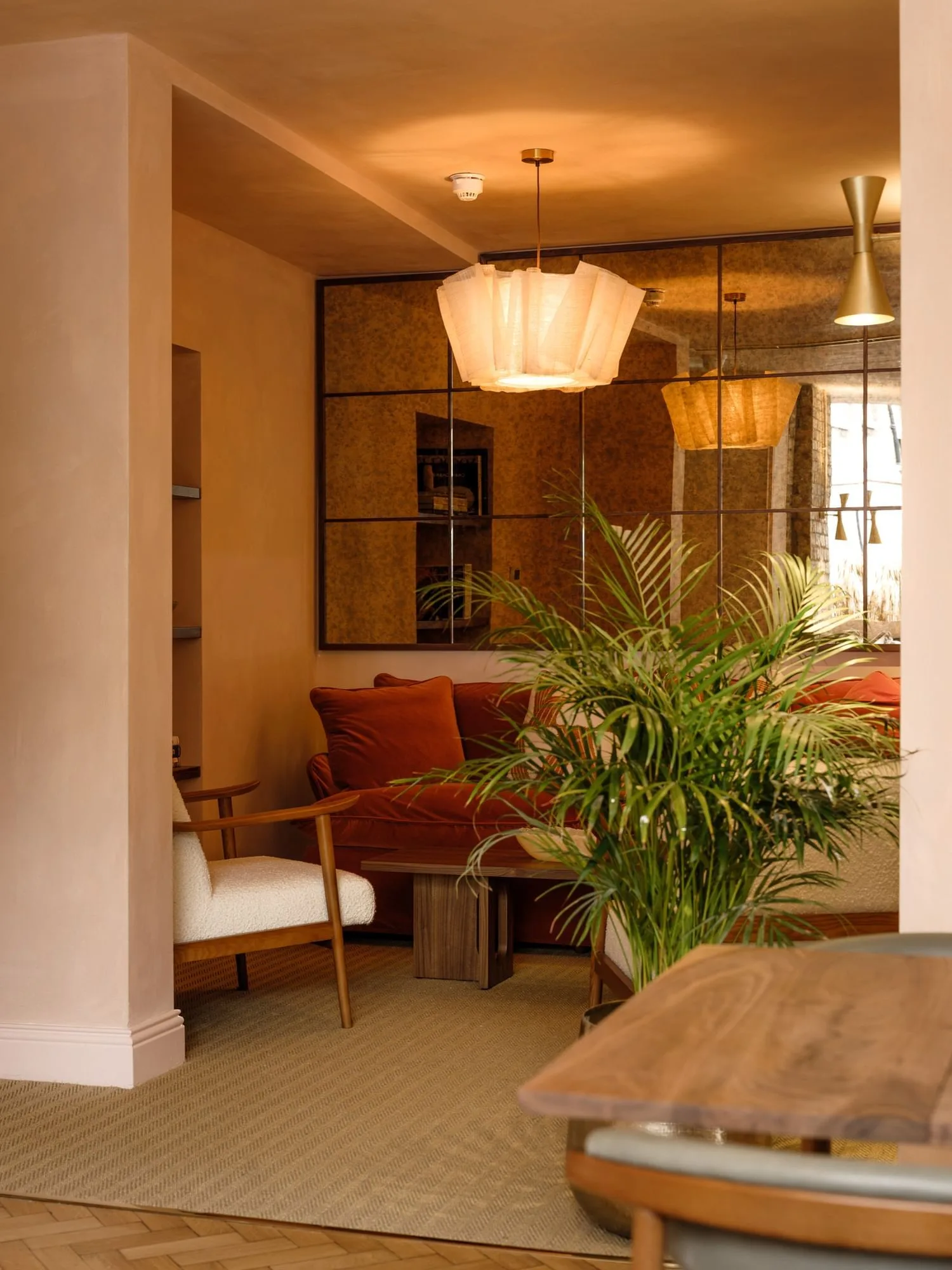 Compton Coffee, Lounge, London
