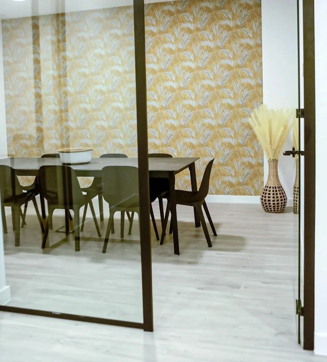 Concept Coworking, Sala de reuniones para 8 personas, San Pedro de Alcántara