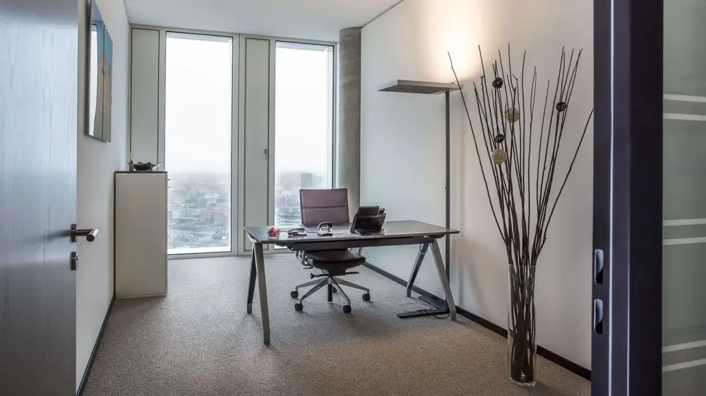 CONTORA Office Solutions - Berlin Upper West, Private office for 2 persons, Berlin