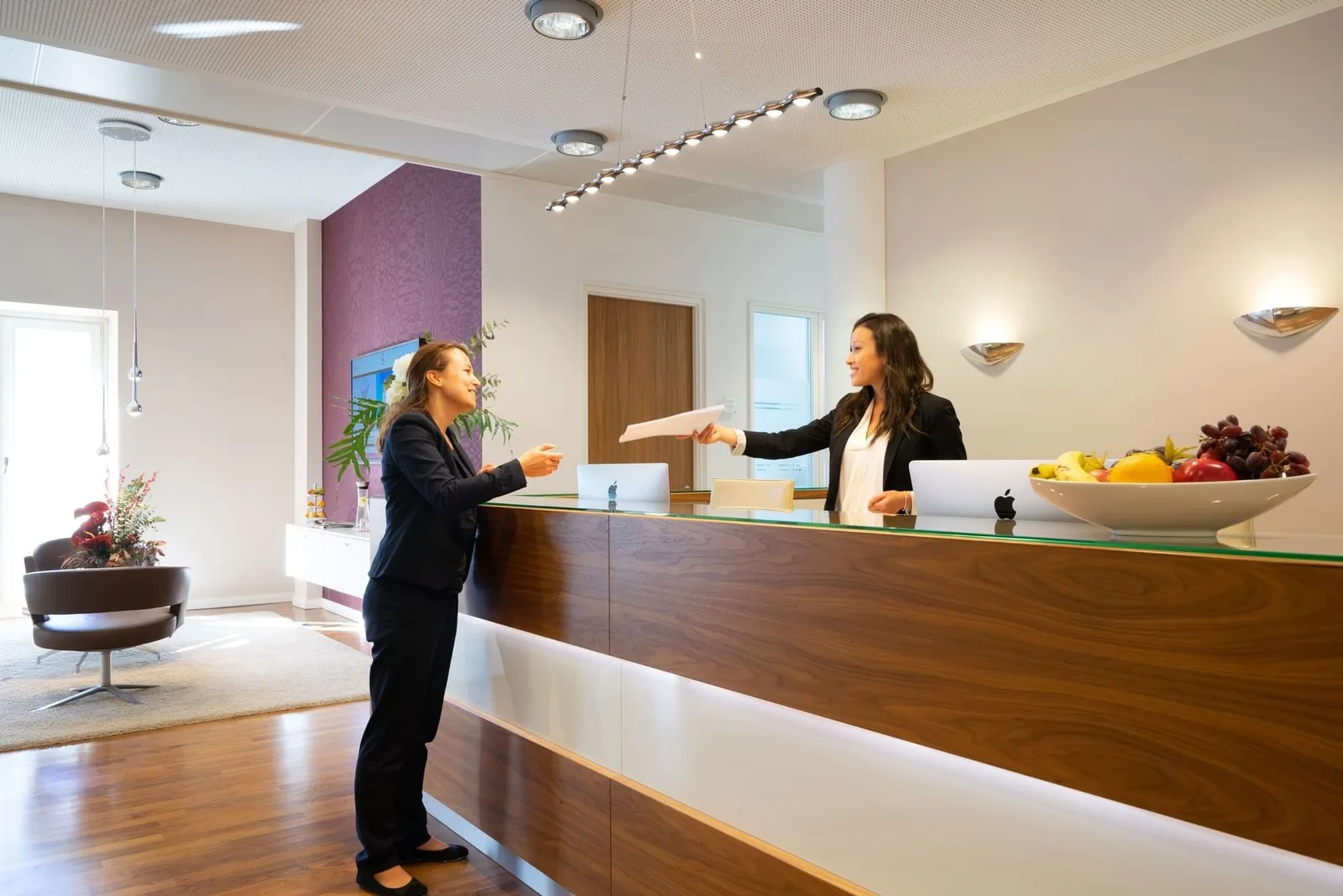 Contora Office Solutions - München Palais an der Oper, Empfang, München