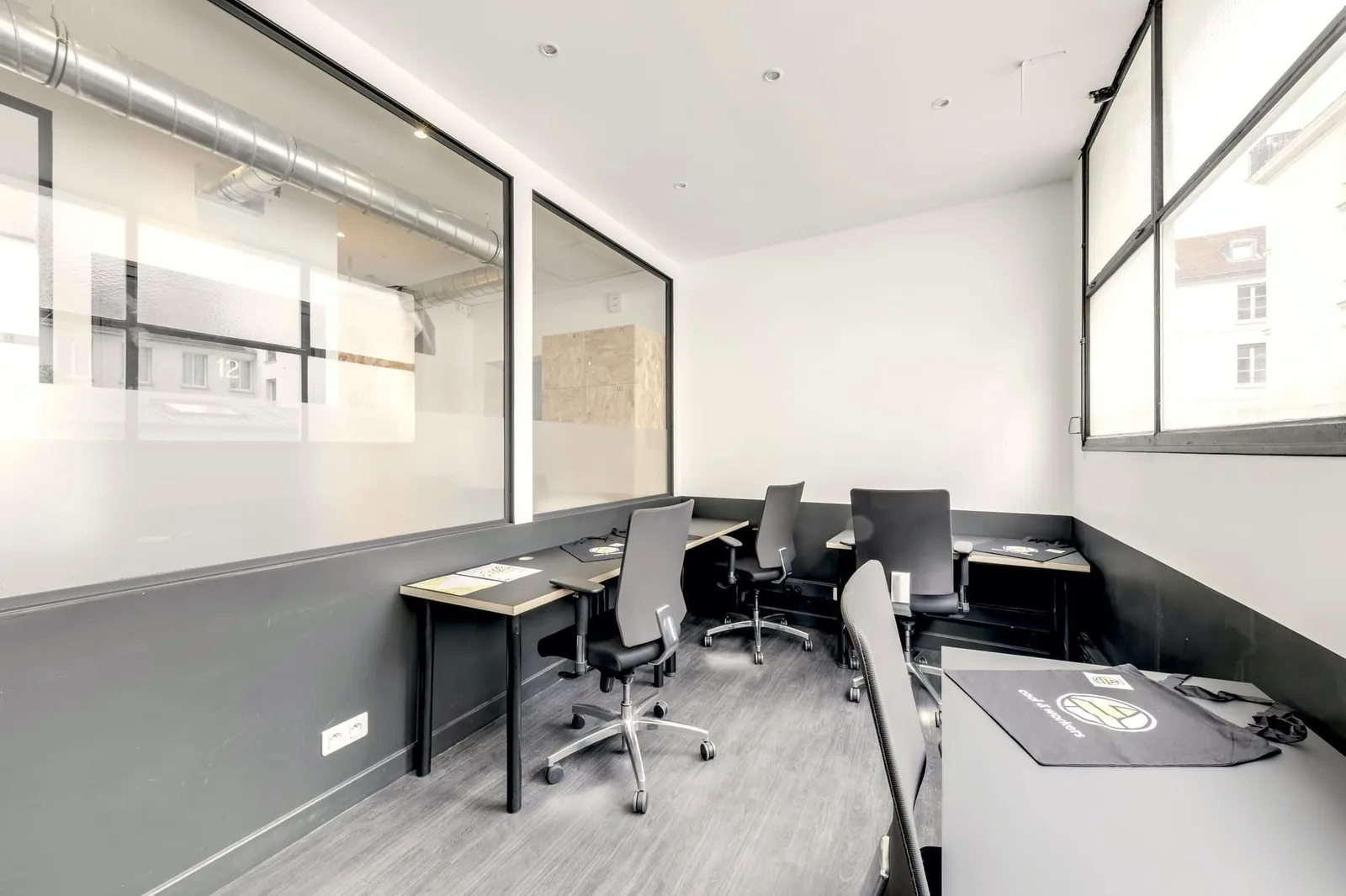 Cool & Workers Dahomey, Private office, 4 desks, Paris 11e
