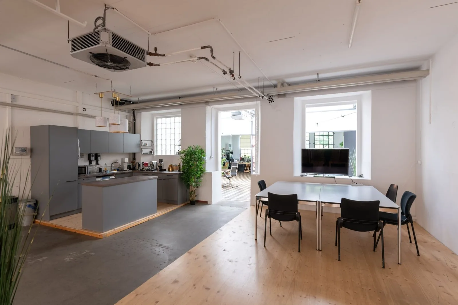 Cosmos Coworking Space, Kitchen, Bern