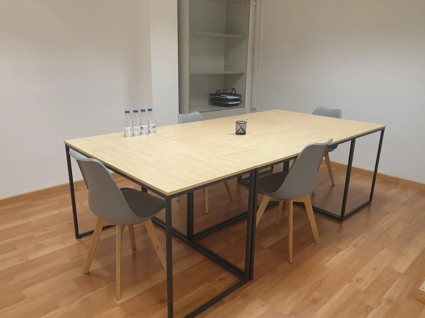 Cotako, Sala de reuniões para 6 pessoas, Tarragona