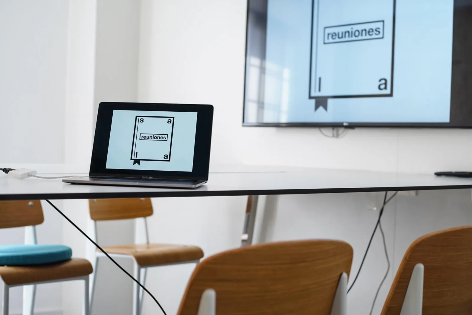 Cow Coworking, Sala de reuniones para 4 personas, Castellón de la Plana