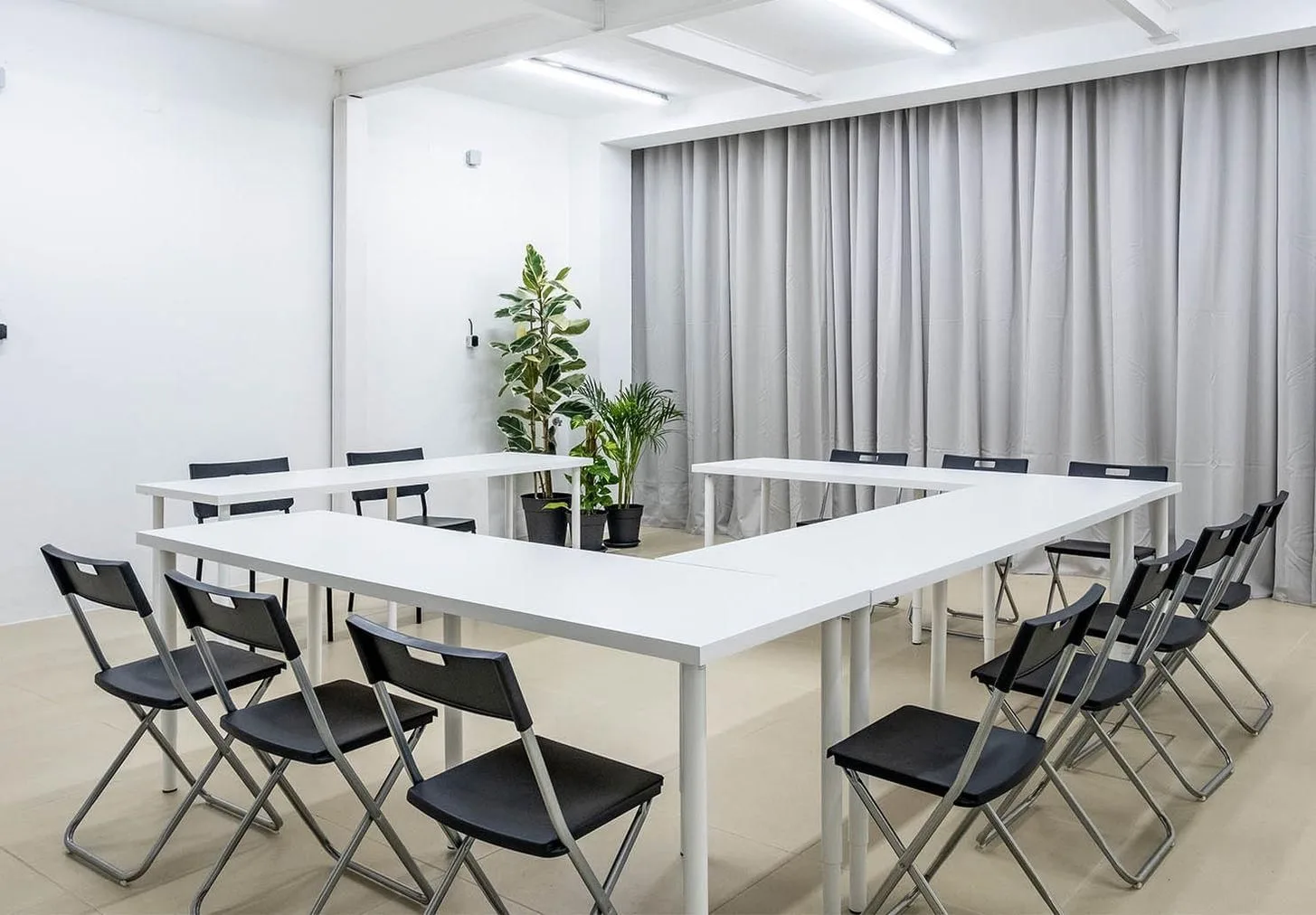 Cowork 127, Training room for 14 people, São Mamede de Infesta