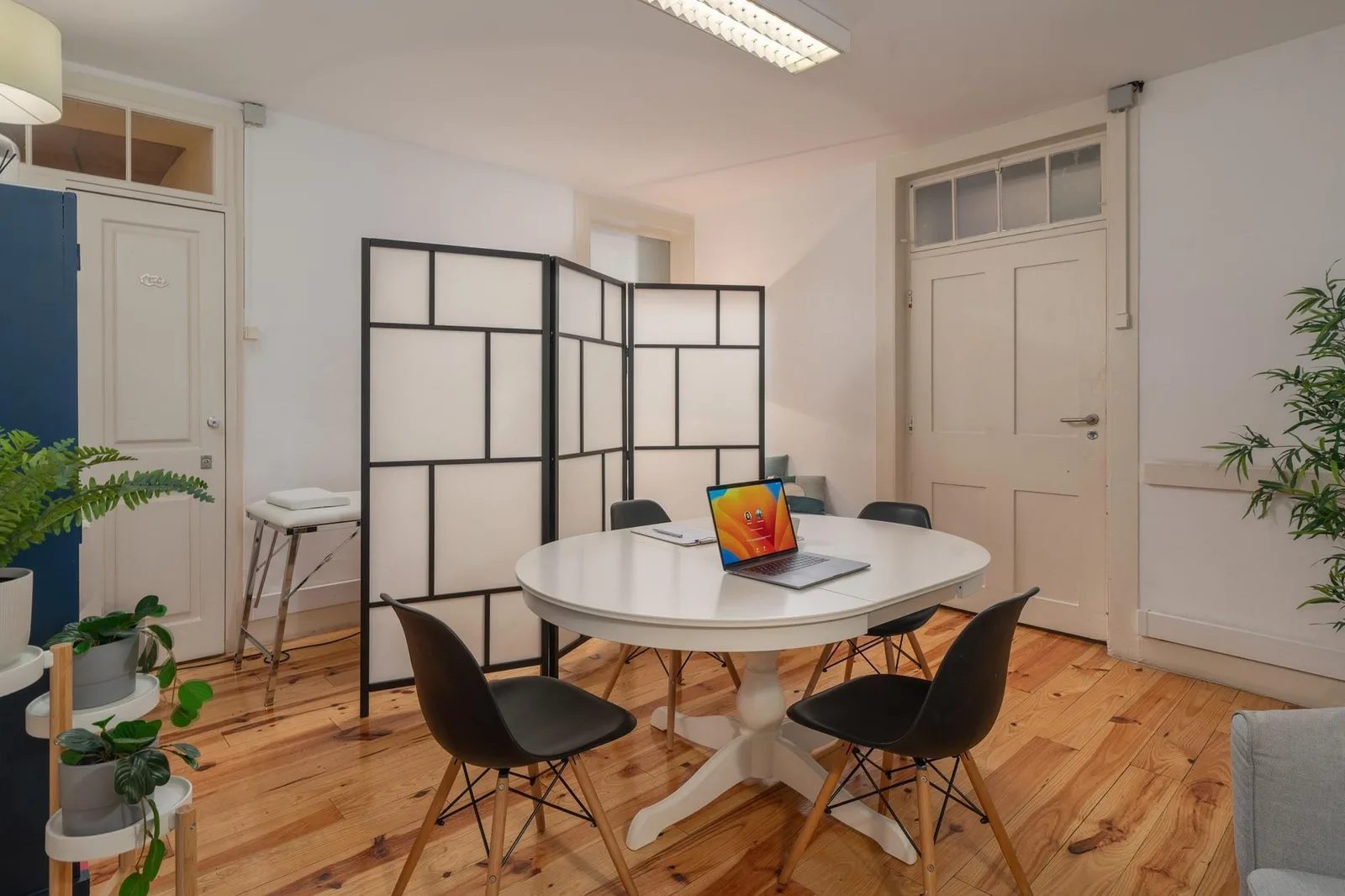 Cowork Funchal, Salle de réunion 5 personnes, Funchal