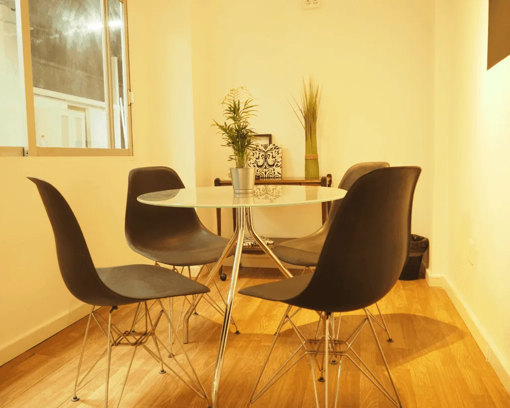 Cowork Monteolivete, Sala de reuniones para 4 personas, Valencia