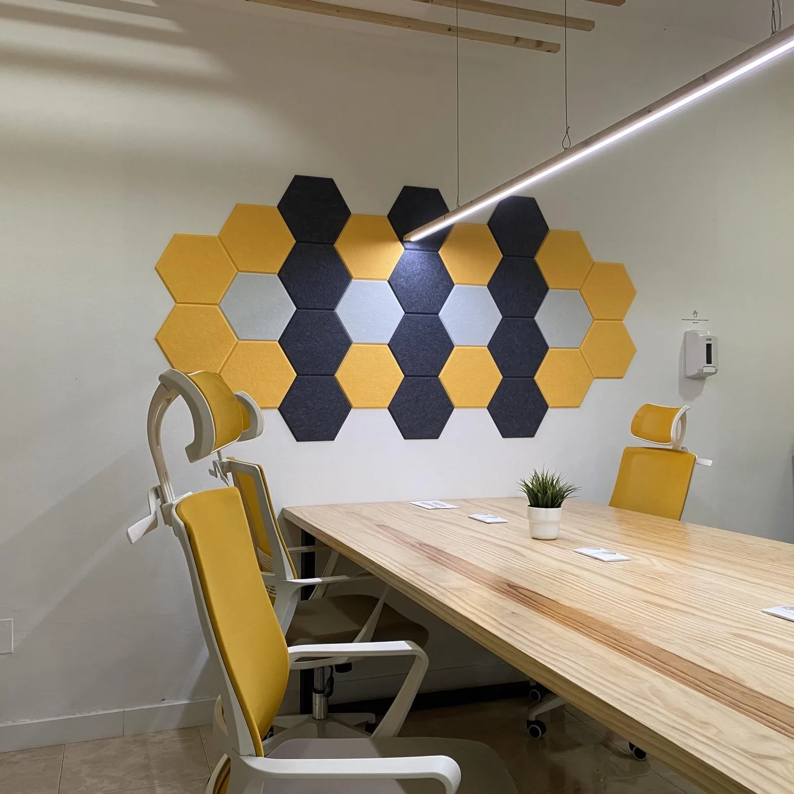 Cowork Plus Santiago De Compostela, Salle de réunion 3 personnes, Santiago de Compostela
