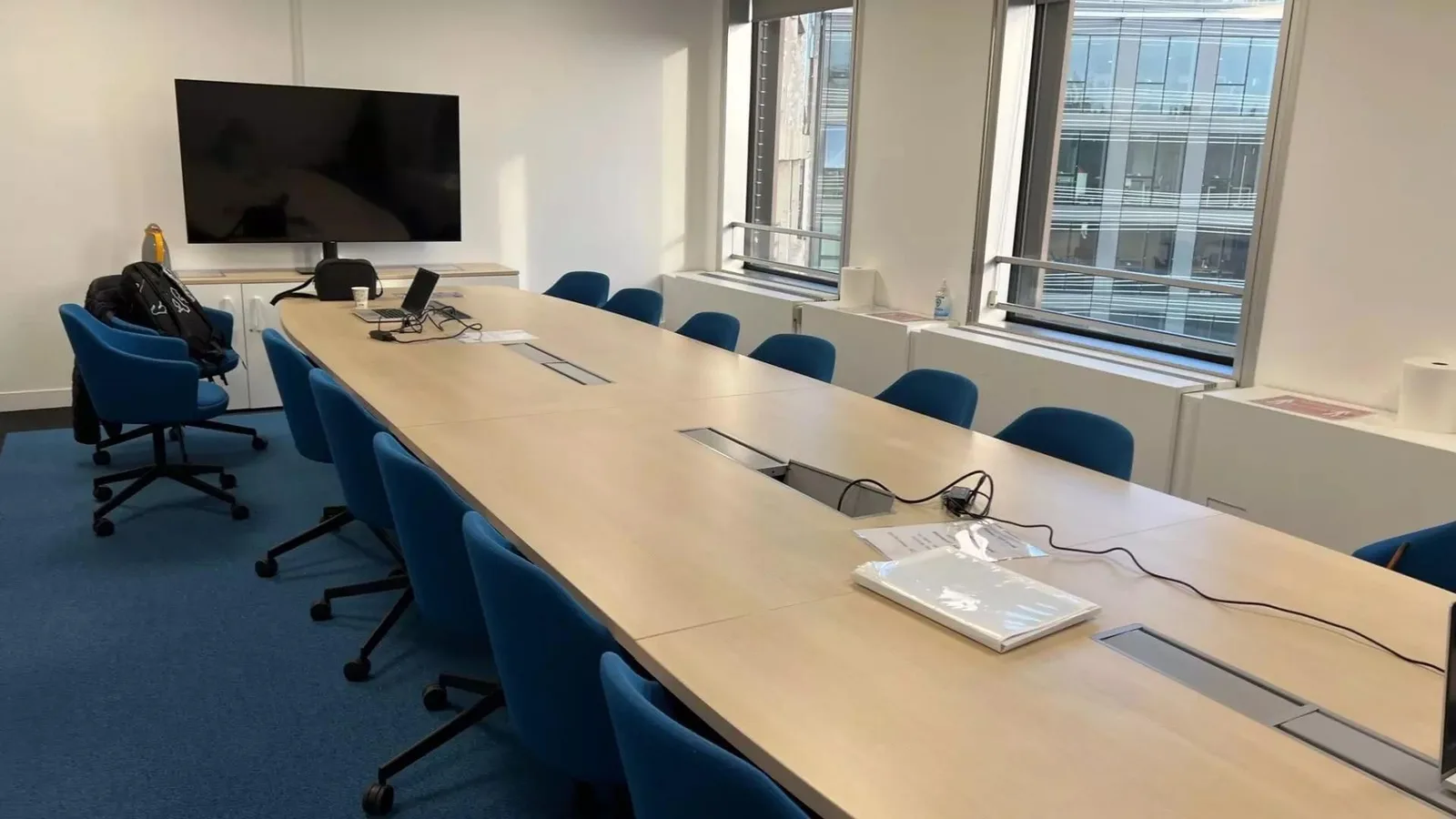 Coworkea Avenue Malakoff, Meeting room for 14 people, Paris 16e