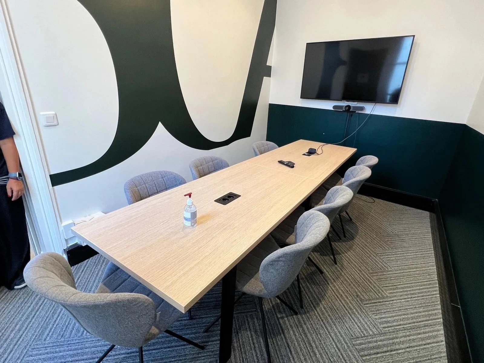 Coworkea Banque, Meeting room for 10 people, Paris 2e