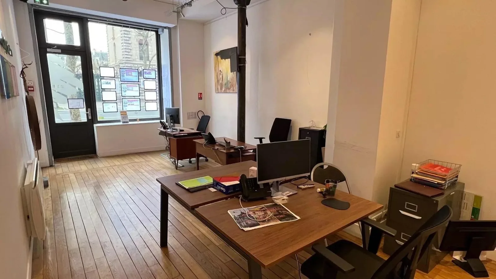 Coworkea Boulevard Henri IV, Bureau privatif 3 postes, Paris 4e