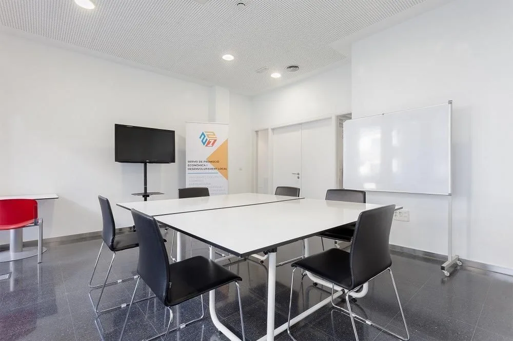 Coworking 221, Sala de reuniones para 6 personas, Sarriá de Ter