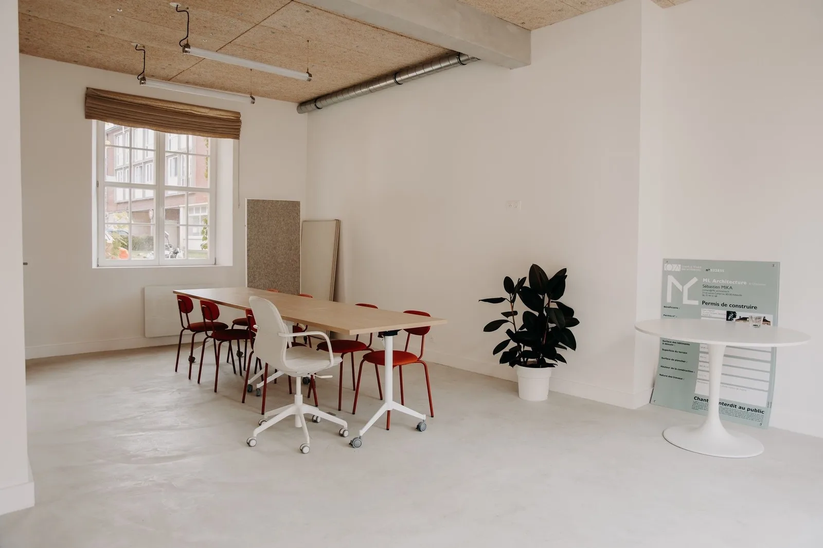 Coworking Le Beffroi, Meeting room for 8 people, Abbeville