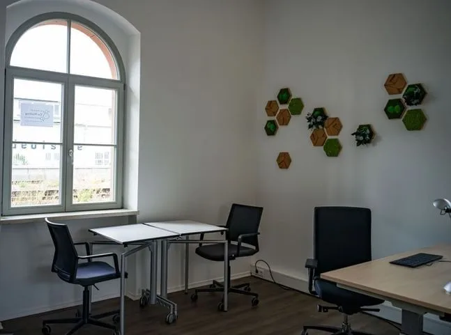Coworking Bickenbach, Privatbüro mit 3 Arbeitsplätzen, Bickenbach