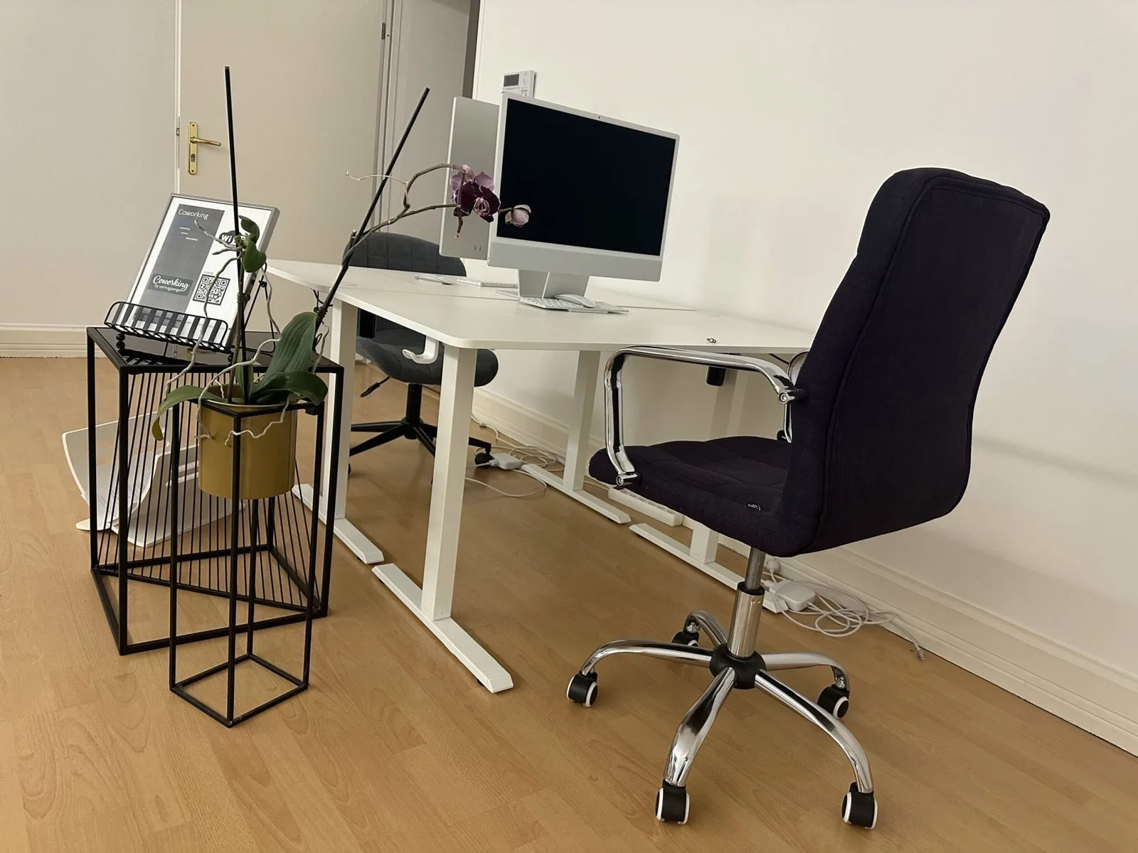 Coworking by vertragsengel, Privatbüro mit 2 Arbeitsplätzen, Potsdam