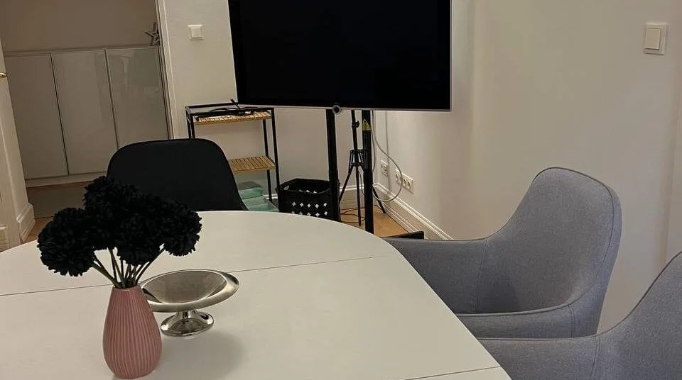 Coworking by vertragsengel, Besprechungsraum für 3 Personen, Potsdam