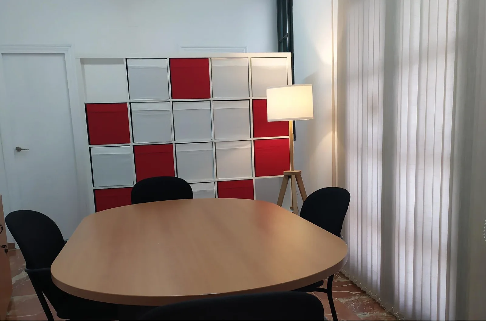 Coworking Cambrils, Sala de reuniões para 4 pessoas, Cambrils