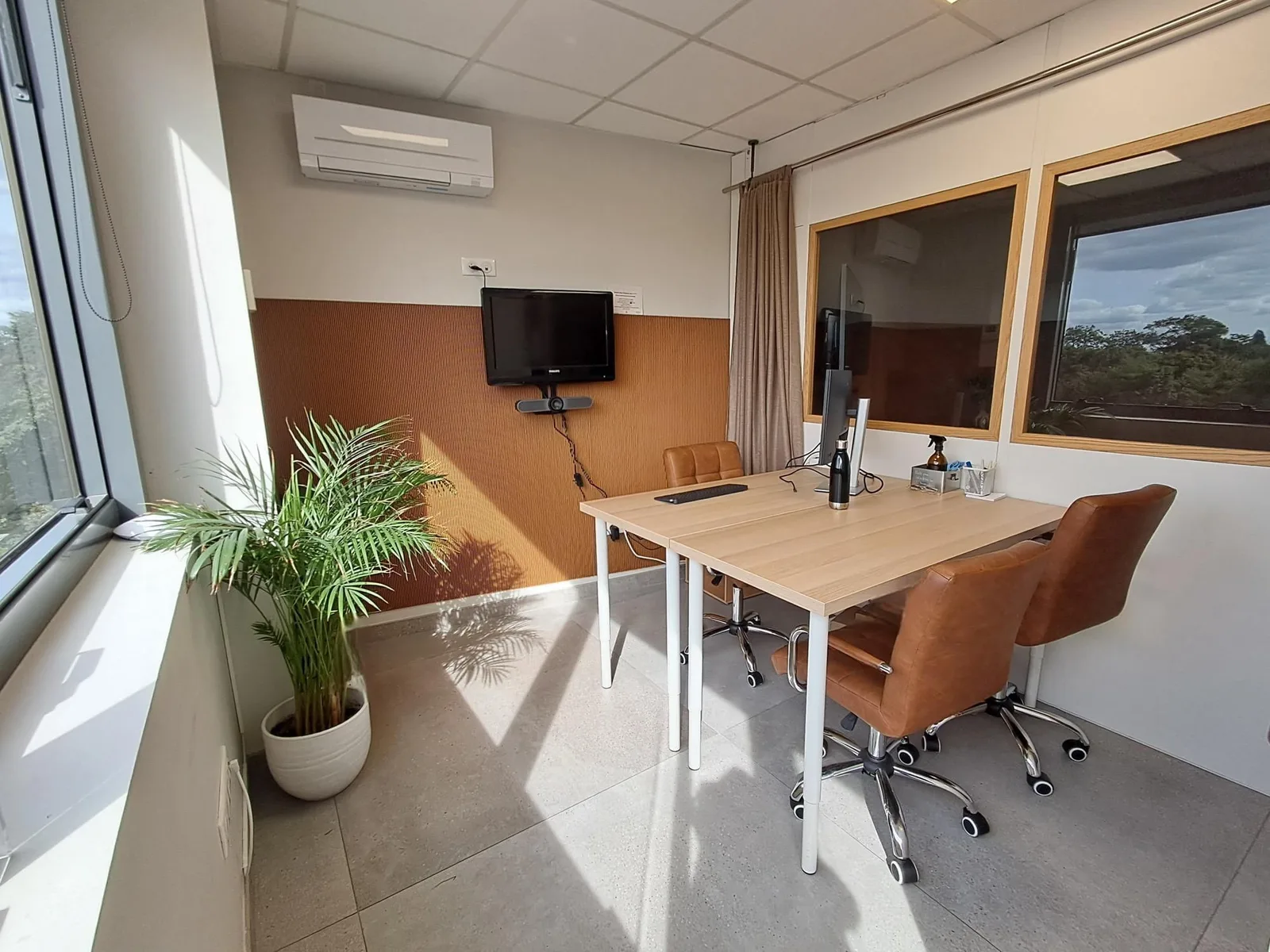 Coworking CO’LOC, Salle de réunion 4 personnes, Joinville-le-Pont