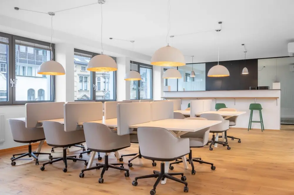 HQ IL, Winfield - County Farm Rd, Coworking desk, Winfield, IL