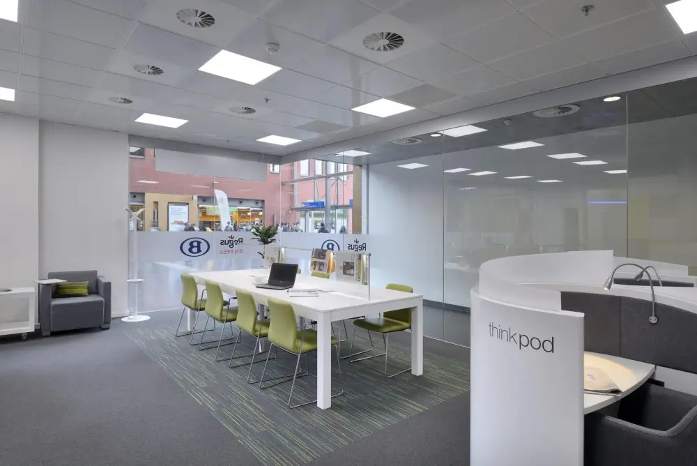 Regus NY, Greece - W Ridge Rd, Coworking desk, Greece, NY