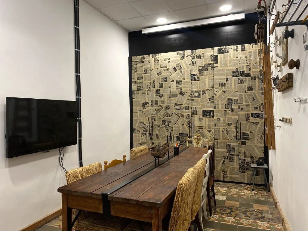 Coworking El Gancho, Sala de reuniones para 8 personas, Zaragoza