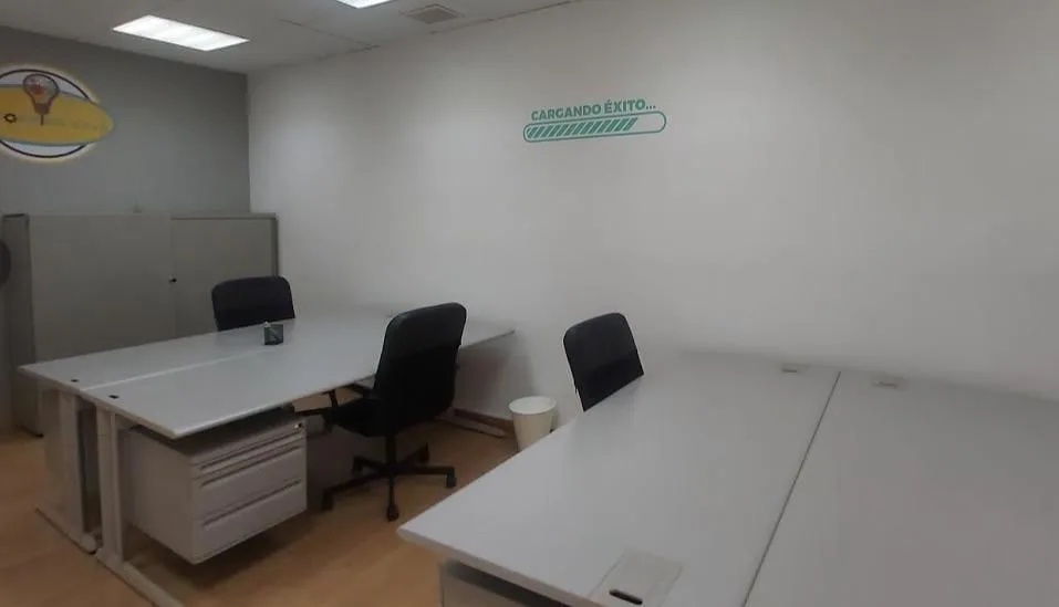 Coworking Gavà, Despacho privado con 4 puestos, Gavà